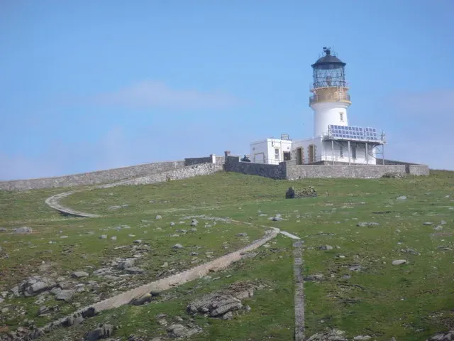 The Flannan Isles Lighthouse Keepers: Work, Isolation, and a Vanishing Trio (Image Credits: Wikimedia)