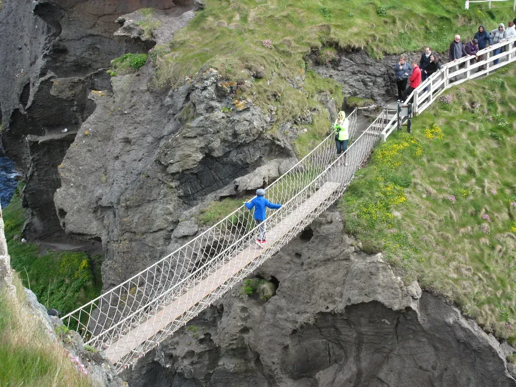 Bridges Over the Abyss: Suspension Engineering Without Steel (NH53, Flickr, CC BY 2.0)