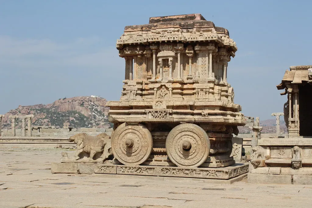 What Are Vimanas, Really? From Divine Chariots to Alleged Craft (Arian Zwegers, Flickr, CC BY 2.0)