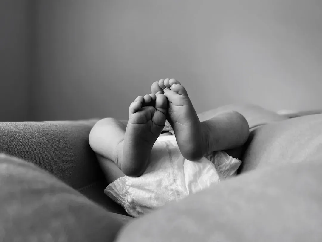 9. Super-Absorbent Polymers In Diapers: Tiny Granules With Giant Thirst (Image Credits: Unsplash)