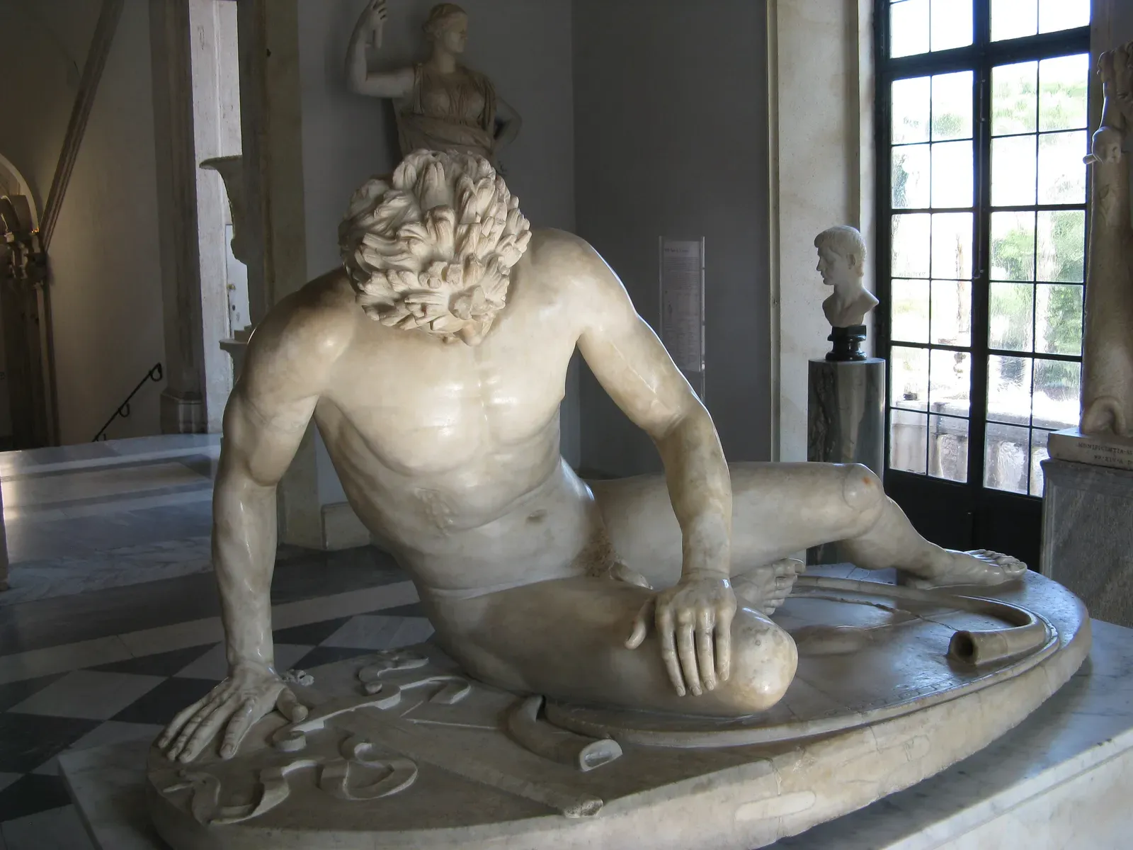#8 - The Dying Gaul Replicas That Quietly Shifted His Emotion (By Yair Haklai, CC BY-SA 3.0)