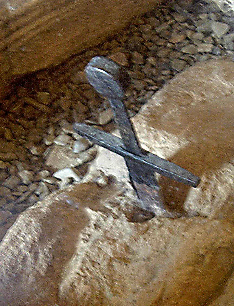 #25 - The Sword in the Stone of San Galgano (Gruenemann, Flickr, CC BY 2.0)