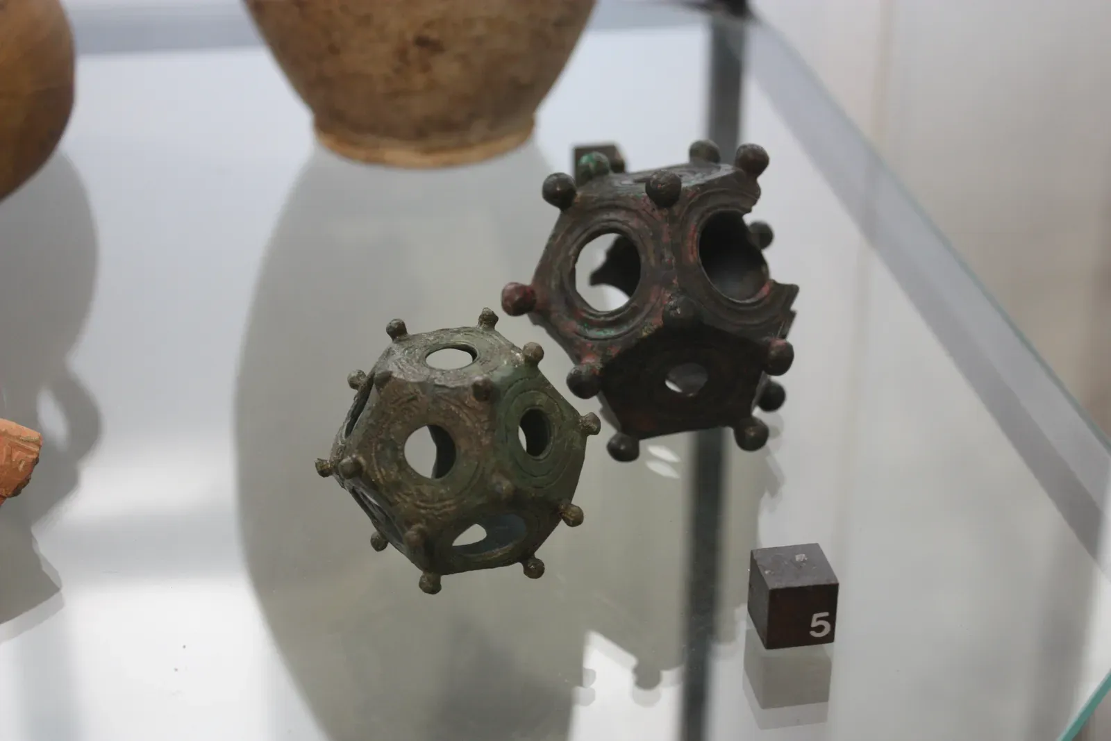 #13 - Roman Dodecahedra: Precision Objects With Zero Written Explanation (By Chatsam, CC BY-SA 3.0)