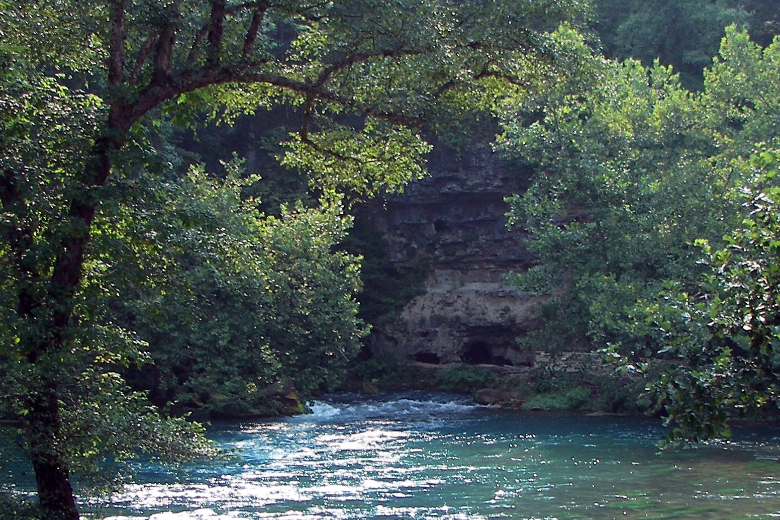 Big Spring, Missouri: Ozark Karst in Full Discharge - Why It Matters (Image Credits: Wikimedia)