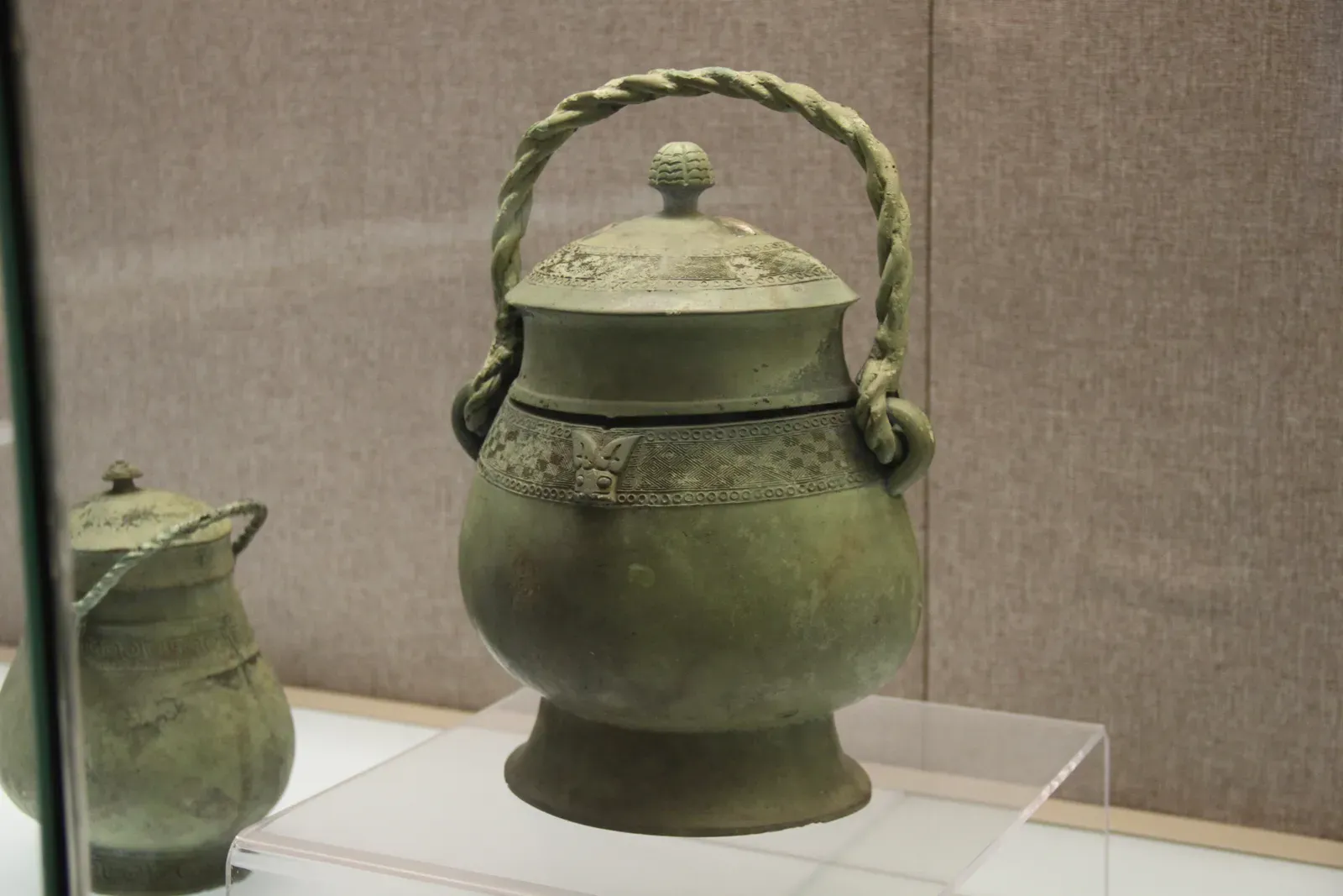 Ancient China’s Early Dynasties: Bronze, Bureaucracy, and the Mandate of Heaven (By Gary Todd, CC0)
