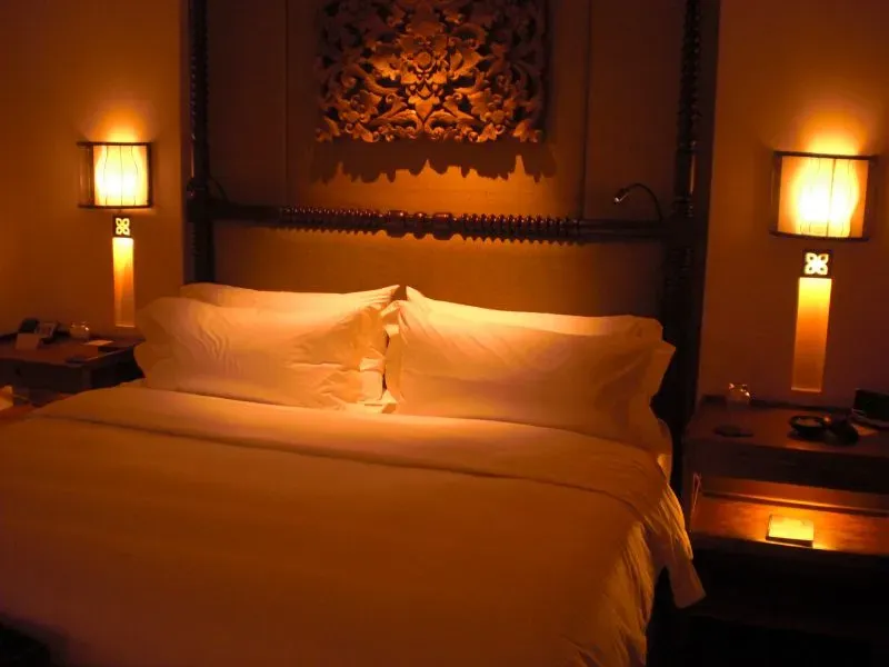 Cultural Comfort With Night: Why Most People Lost the Pattern (bedroom @ night, CC BY-SA 2.0)