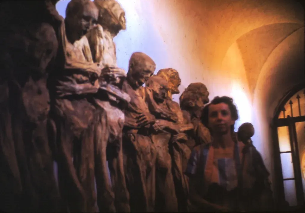 #12 - The "Screaming Mummies" With No Clear Story (liberalmind1012, Flickr, CC BY 2.0)