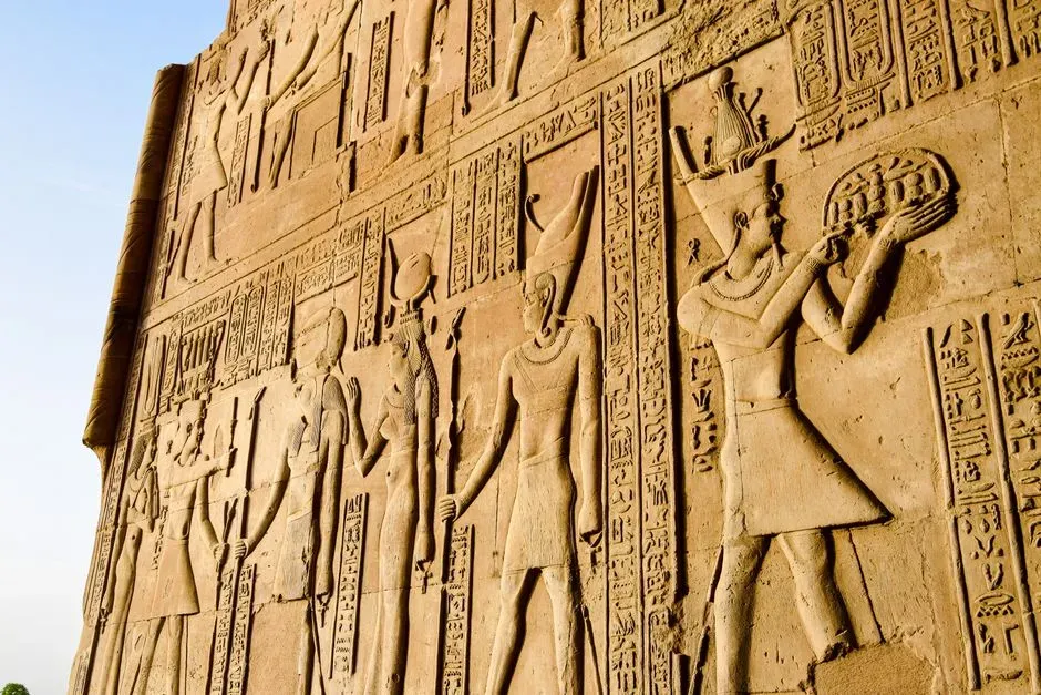 6. Monumental Masonry: Precision Stonework Without Modern Tools (Image Credits: Pexels)