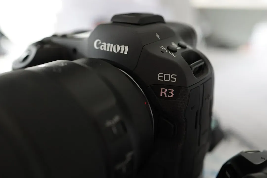 Canon EOS R3 – The Action Workhorse With Eye Control (Image Credits: Unsplash)