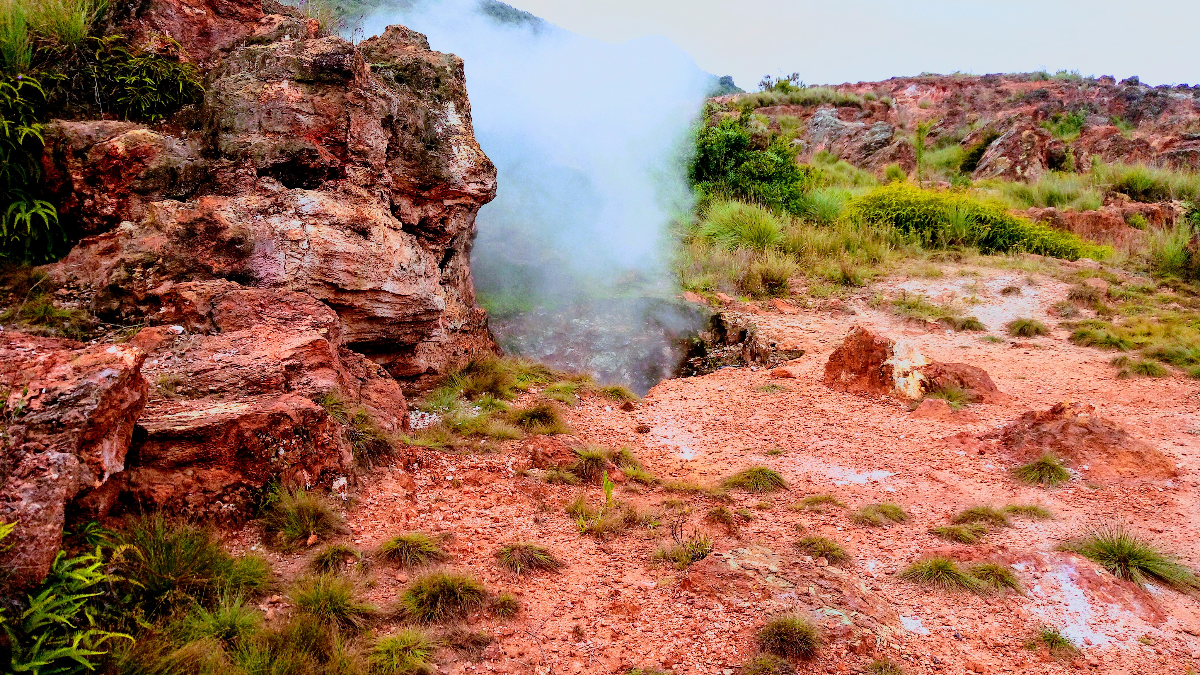 The Breathing Supervolcano (Image Credits: Wikimedia)