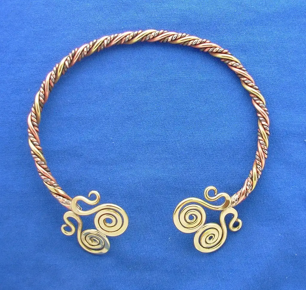 #12 "Celtic" Gold Torcs With No Excavation Record (dad1_, Flickr, CC BY 2.0)