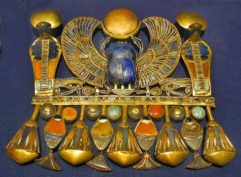 #11 – King Tut's "Cursed" Artifacts With Fake Provenance (By https://www.flickr.com/photos/dalbera, CC BY 2.0)