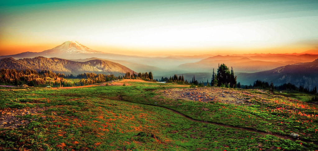 Oregon - Pacific Coast to Cascade Mountains (Image Credits: Flickr)