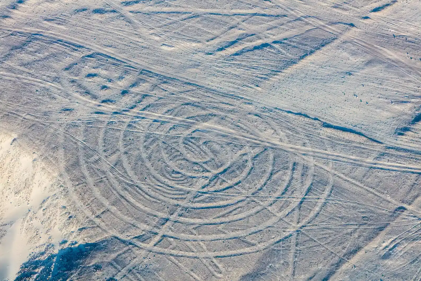 The Nazca Lines: Desert Drawings Visible Only from the Sky (Image Credits: Wikimedia)