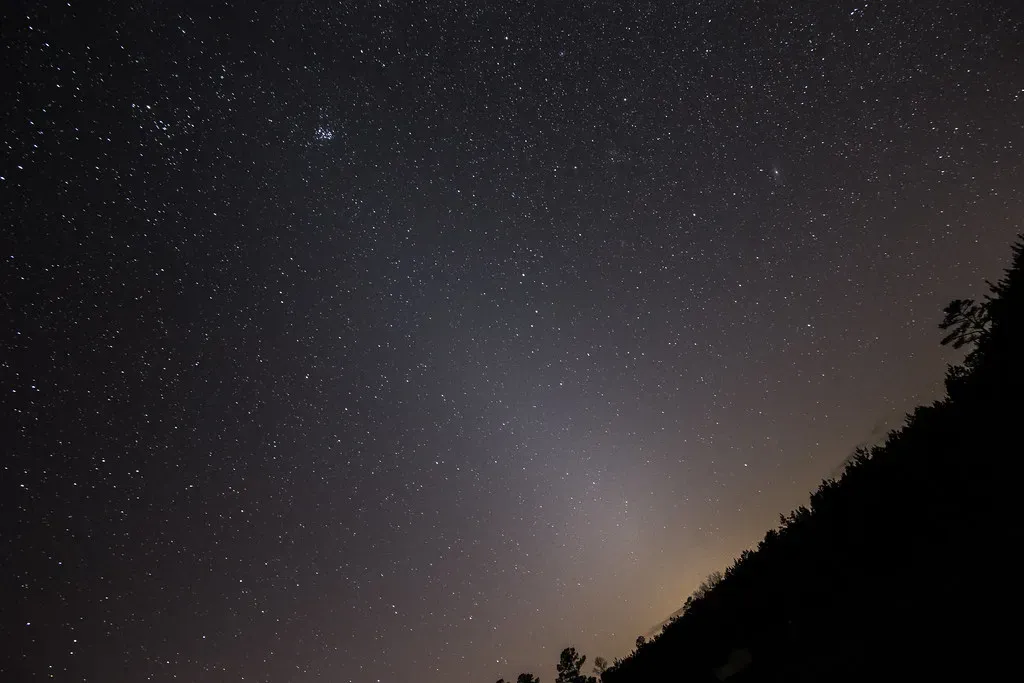 Zodiacal Light and Gegenschein: Subtle Solar System Glow (Image Credits: Flickr)