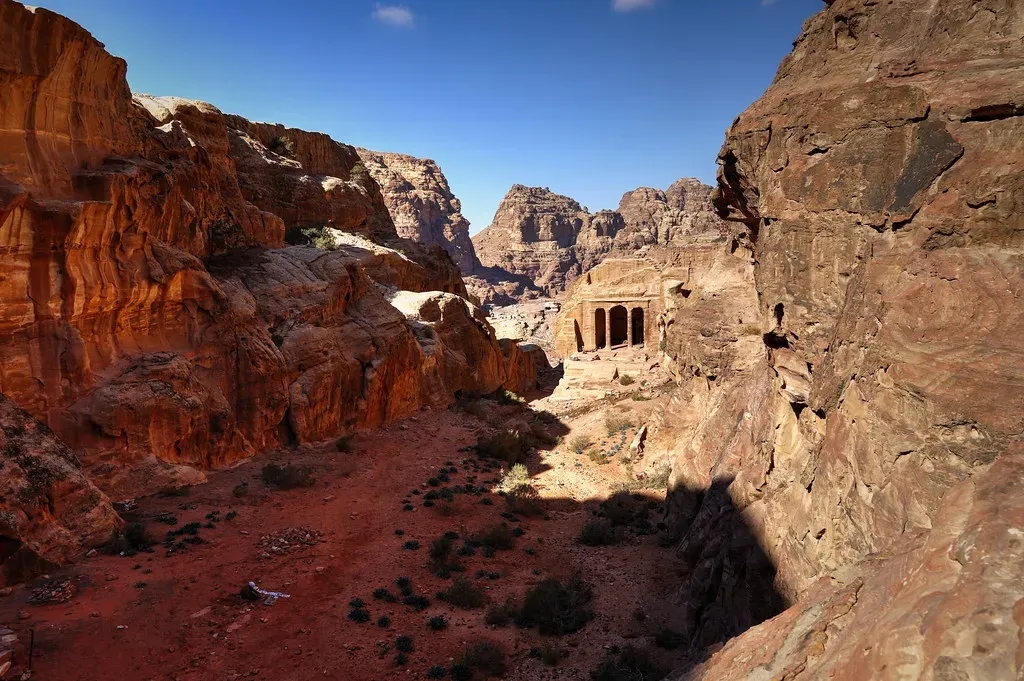 8. Nabataean Desert Harvesting: Squeezing Every Drop from the Sand (Image Credits: Flickr)