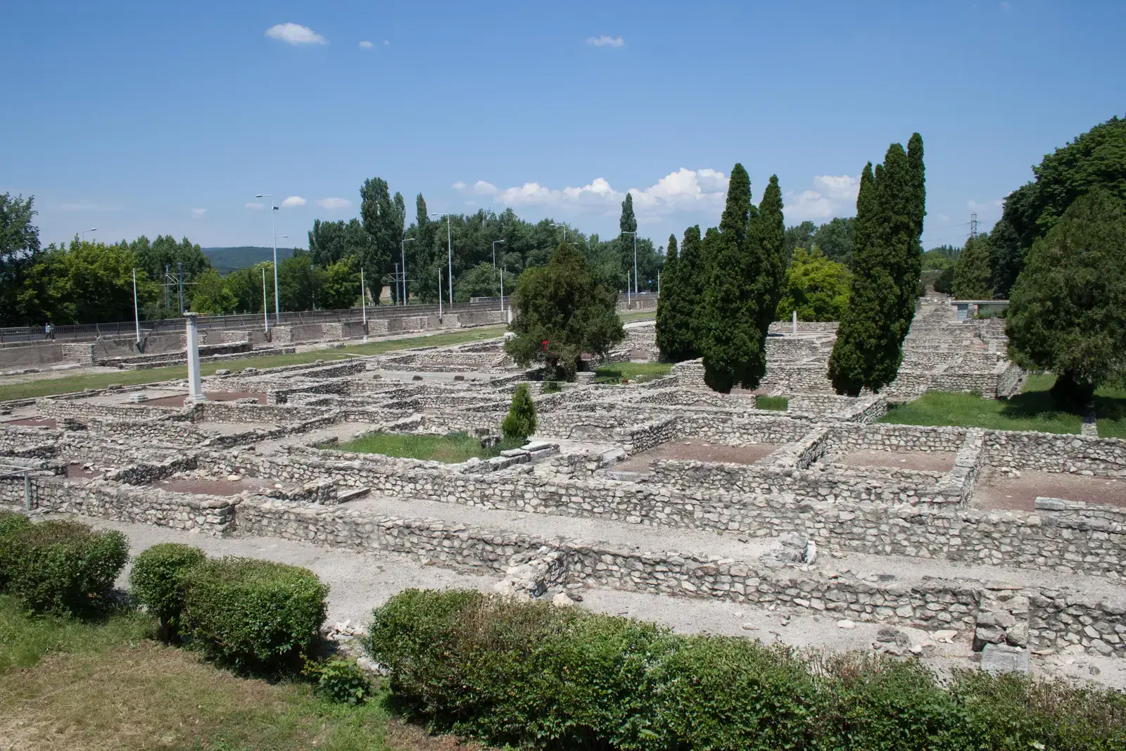 #10 – Budapest's Aquincum, Sprawled Beneath the Suburbs (Own work photo by Szilas in the Aquincum Museum, Public domain)