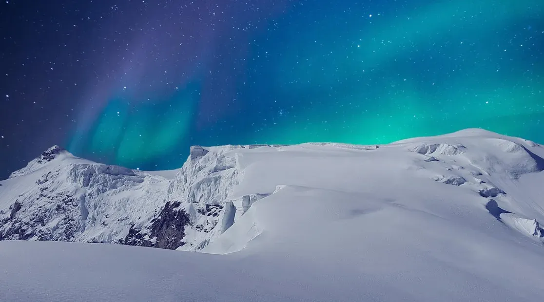 Geomagnetic Reversals and the Myth of Instant Doom (Image Credits: Pixabay)