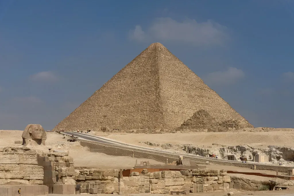 The Great Pyramid of Giza: Millimeter Precision at Monumental Scale (Image Credits: Flickr)