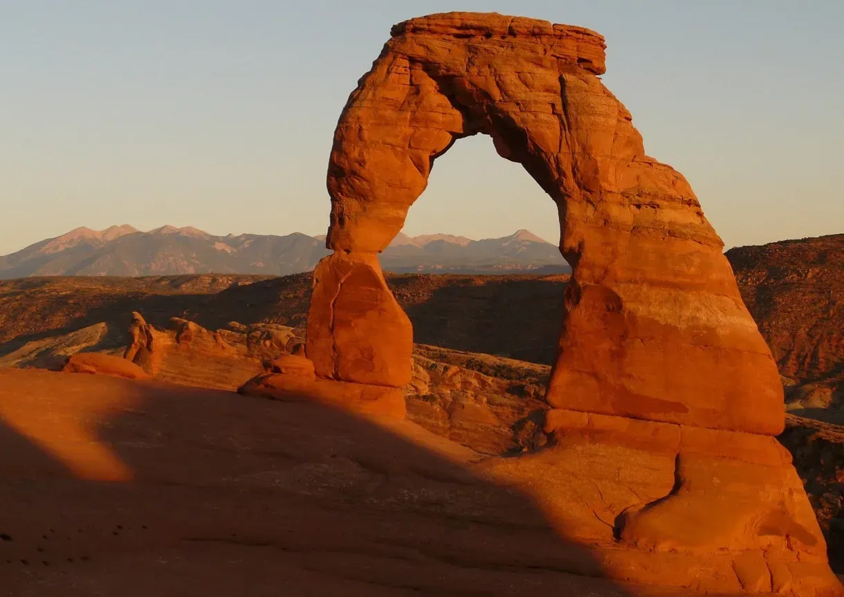 8. Arches National Park, Utah – Stone Windows Sculpted by Stress and Weather (Image Credits: Pixabay)