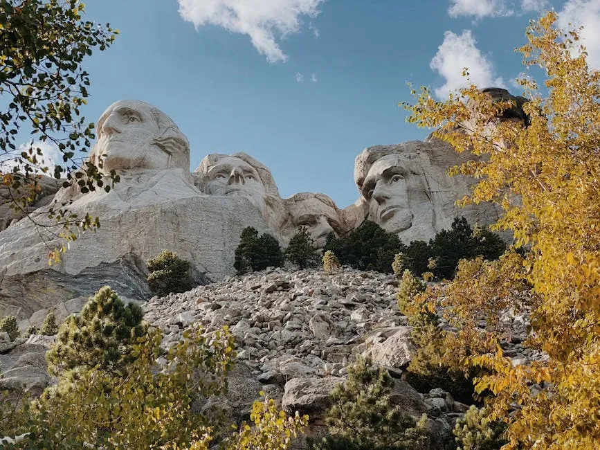 The Symbolic Gut Punch: A “Forever” Monument That Clearly Isn’t (Image Credits: Pexels)