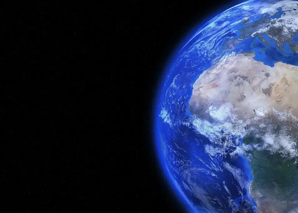 The Sun Shapes the Heliosphere: Our Protective Bubble in Space (Image Credits: Pixabay)