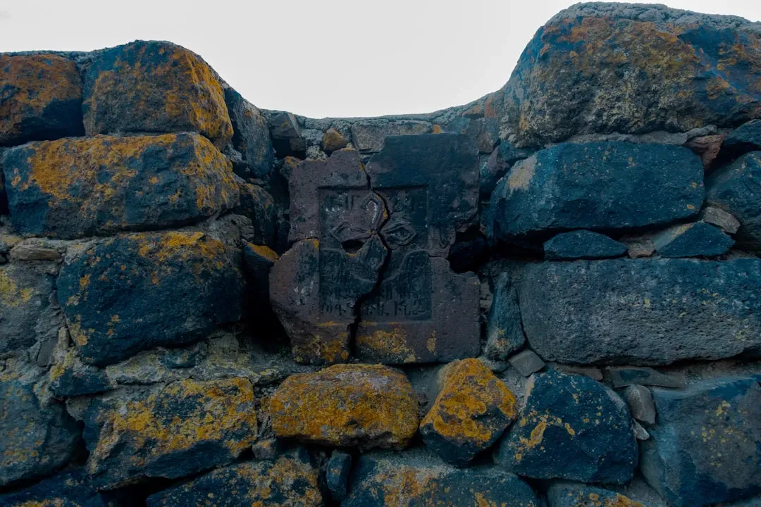 Puma Punku and Tiwanaku: Machine-Like Cuts Without Machines (Image Credits: Unsplash)