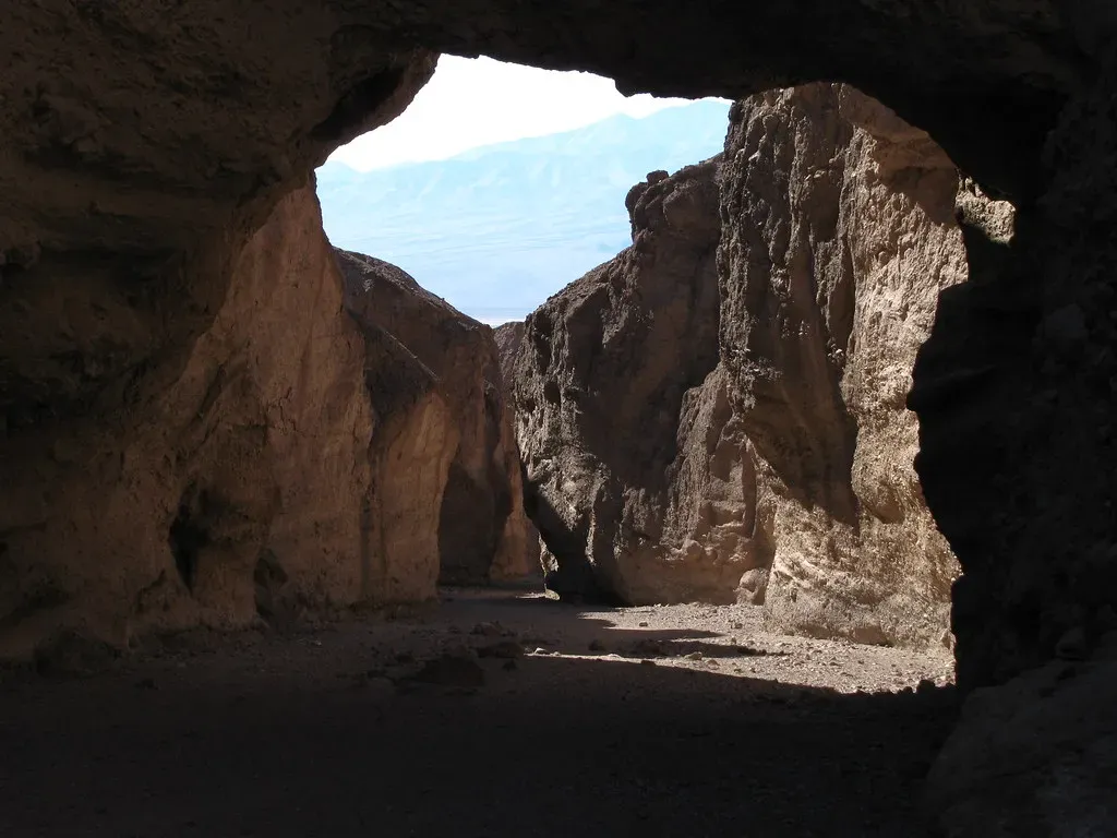 Death Valley's Underground Mystery: Legend or Reality? (Image Credits: Flickr)
