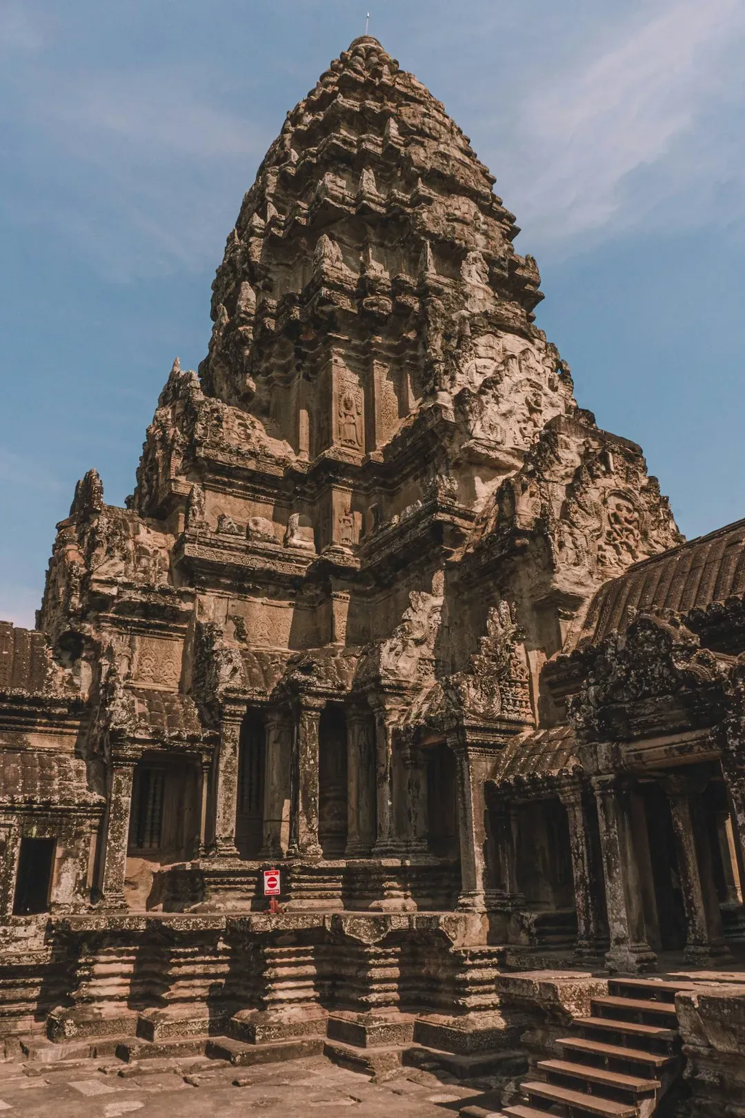 The Mysterious Disappearance of the Khmer Empire (Image Credits: Unsplash)
