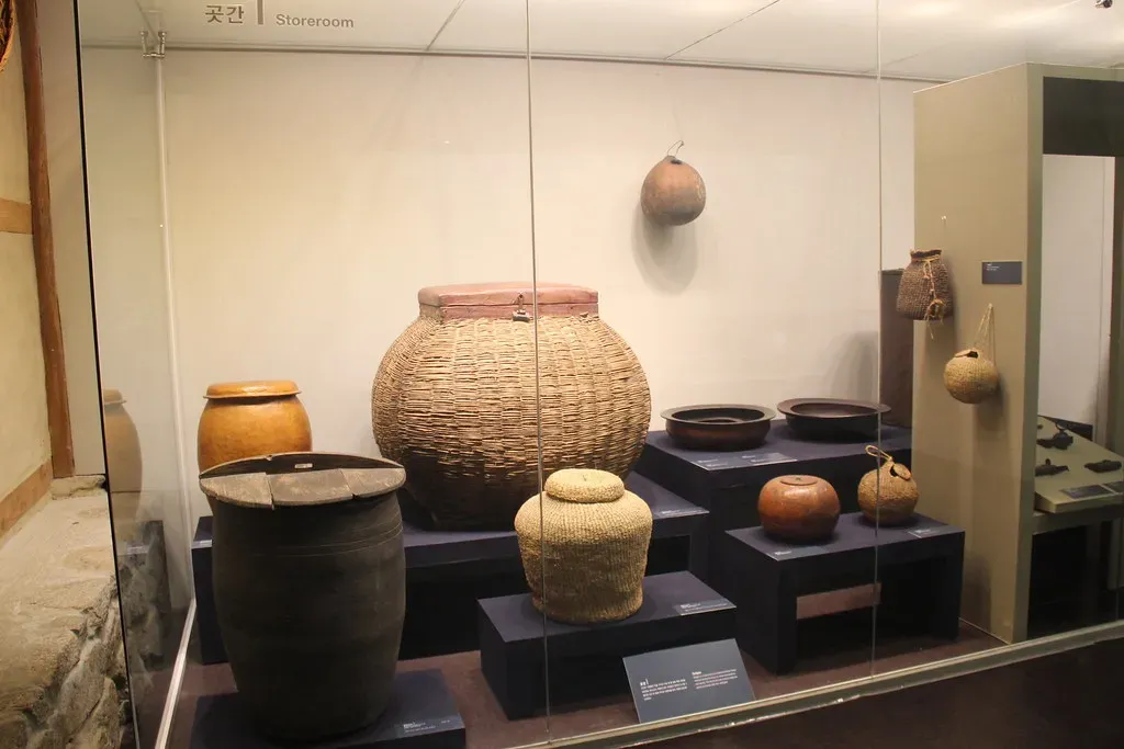 #3 - The Room That Doesn't Match the Museum Anymore (Image Credits: Flickr)