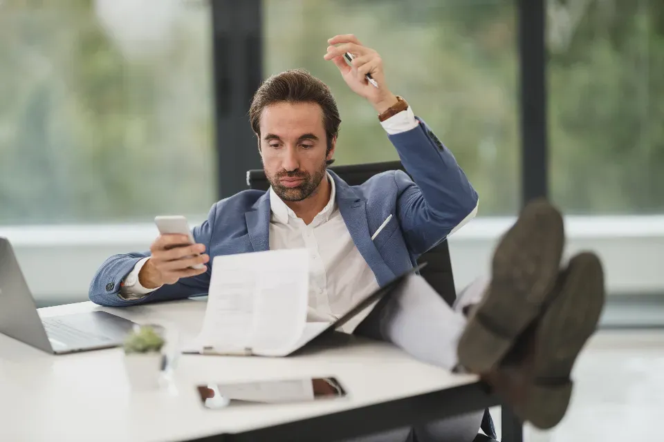 4. Ambition Outpaces The Organization’s Pace (Image Credits: Stocksnap)
