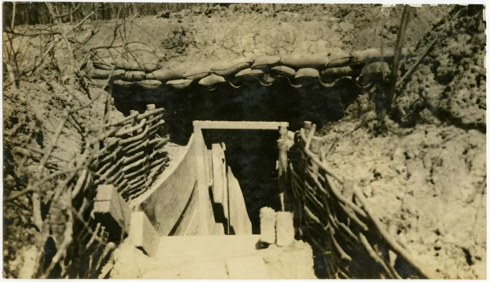 5. U.S. Continuity‑of‑Government Bunkers in the Appalachians (Missouri History MuseumURL: http://images.mohistory.org/image/6240F095-1F58-8F2E-4977-D6AE0A4780FB/original.jpgGallery: http://collections.mohistory.org/resource/556204, Public domain)