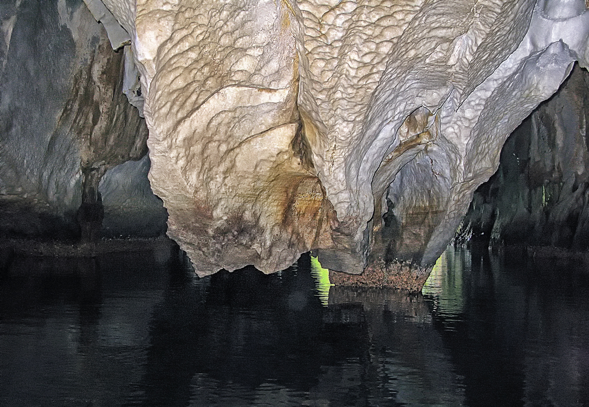 Conservation Challenges in Underground Worlds (Image Credits: Wikimedia)
