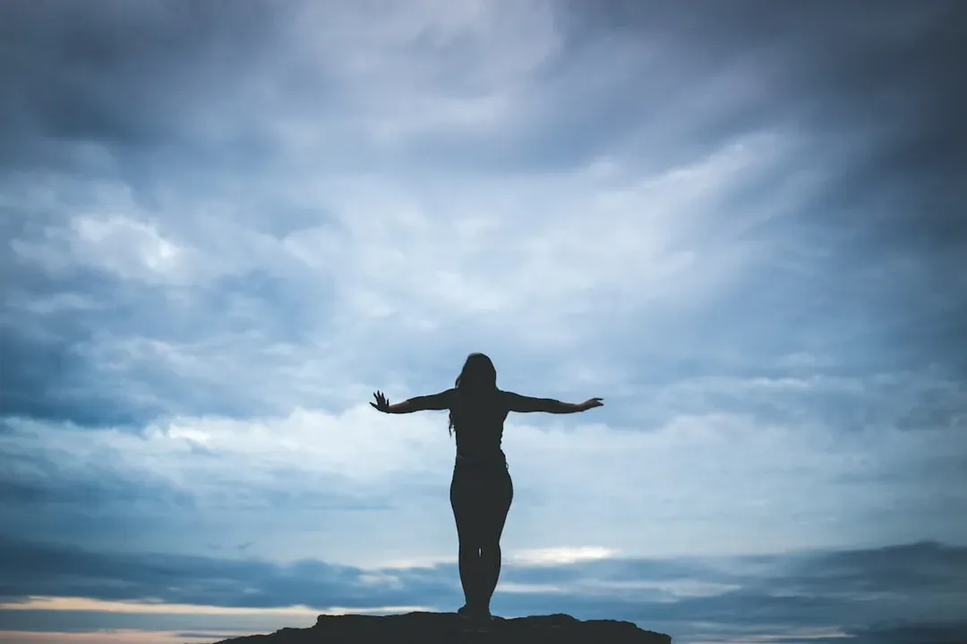 The Science of Self-Transcendence: When “You” Expand Beyond “You” (Image Credits: Unsplash)
