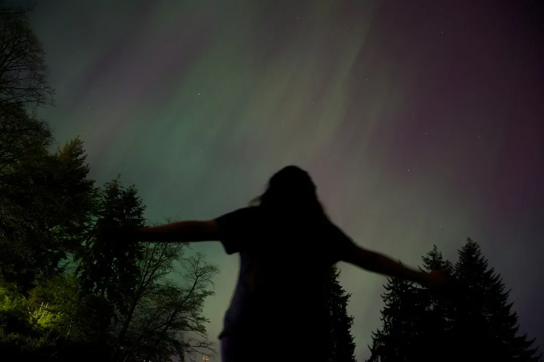 Timing Is Everything: When to Step Outside (Image Credits: Unsplash)