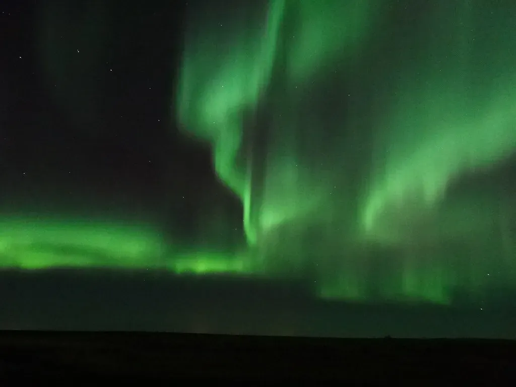 Extremely Intense Aurora at Unusually Low Latitudes (funnypolynomial, Flickr, CC BY 2.0)