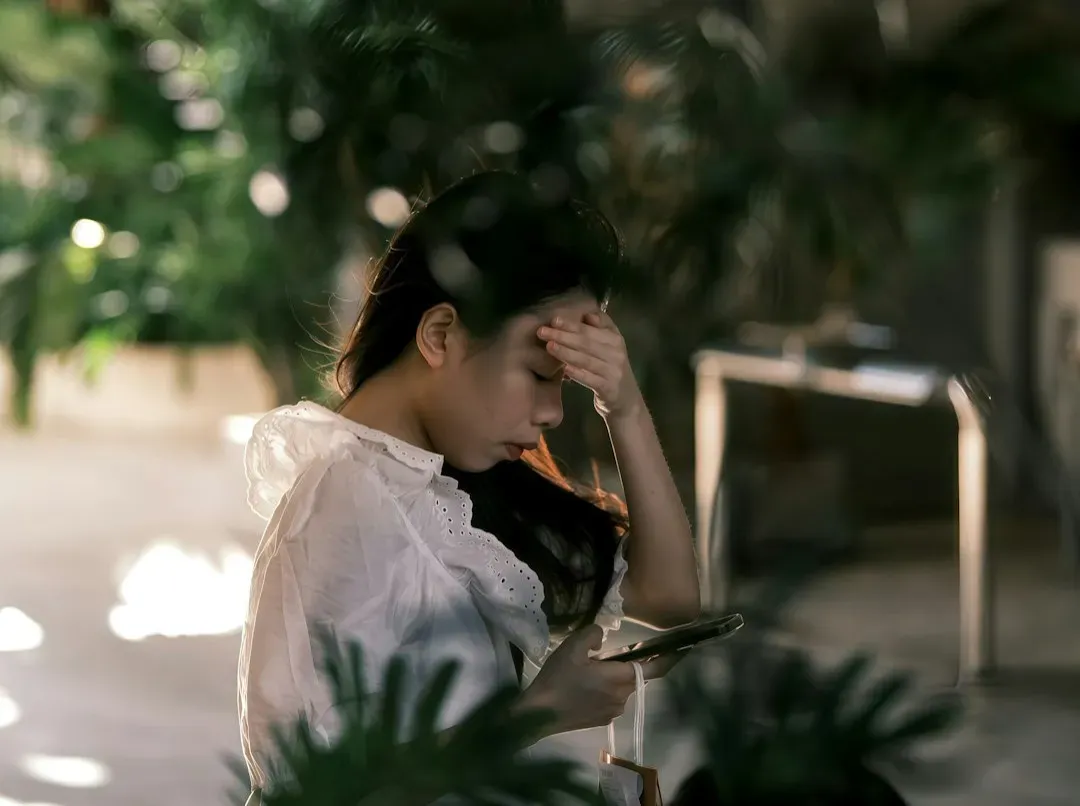 The Double-Edged Sword of Deep Emotional Sensitivity (Image Credits: Unsplash)