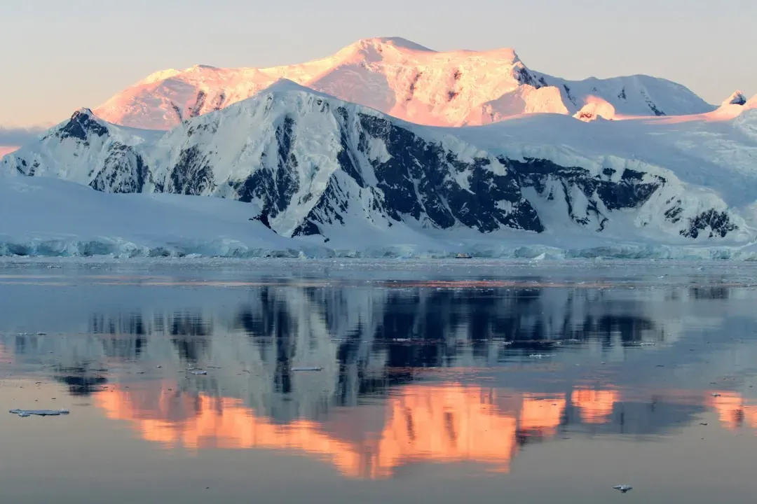 Meet the Gamburtsev Subglacial Mountains You’ll Never See (Image Credits: Unsplash)