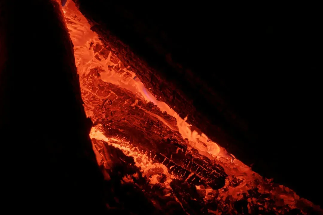 The Hidden Furnace at the Center of the Earth (Image Credits: Unsplash)