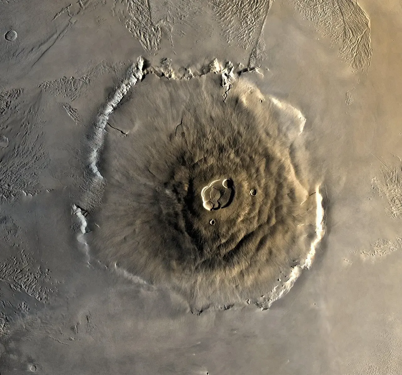 7. Olympus Mons (Mars): A Mountain That Breaks Your Terrestrial Rules (Image Credits: Pixabay)