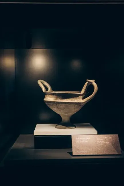 #7 - The Museum "Deaccession" That Wasn't (Image Credits: Pexels)