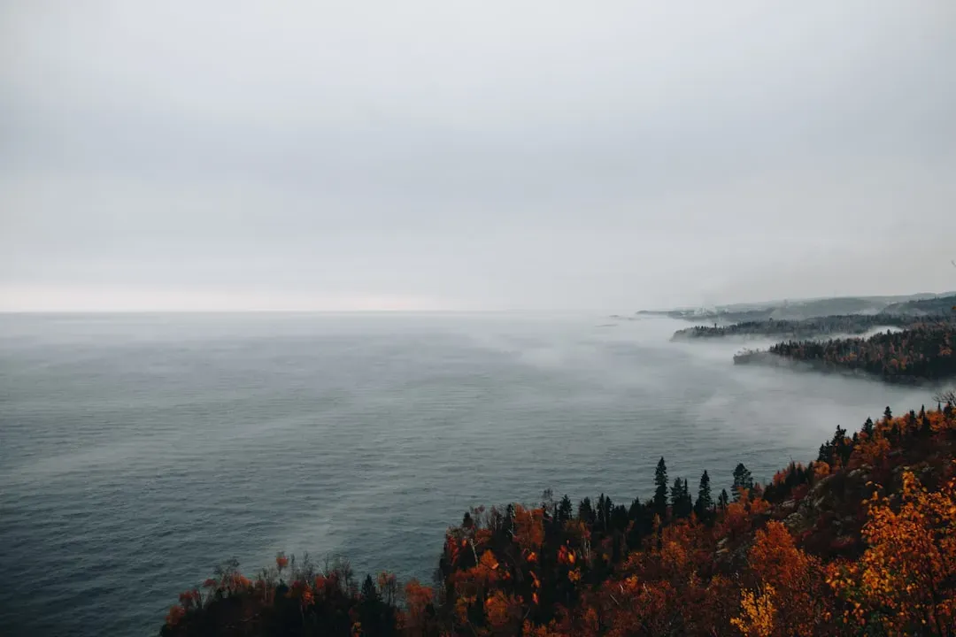The Great Lake That Behaves More Like an Inland Ocean (Image Credits: Unsplash)