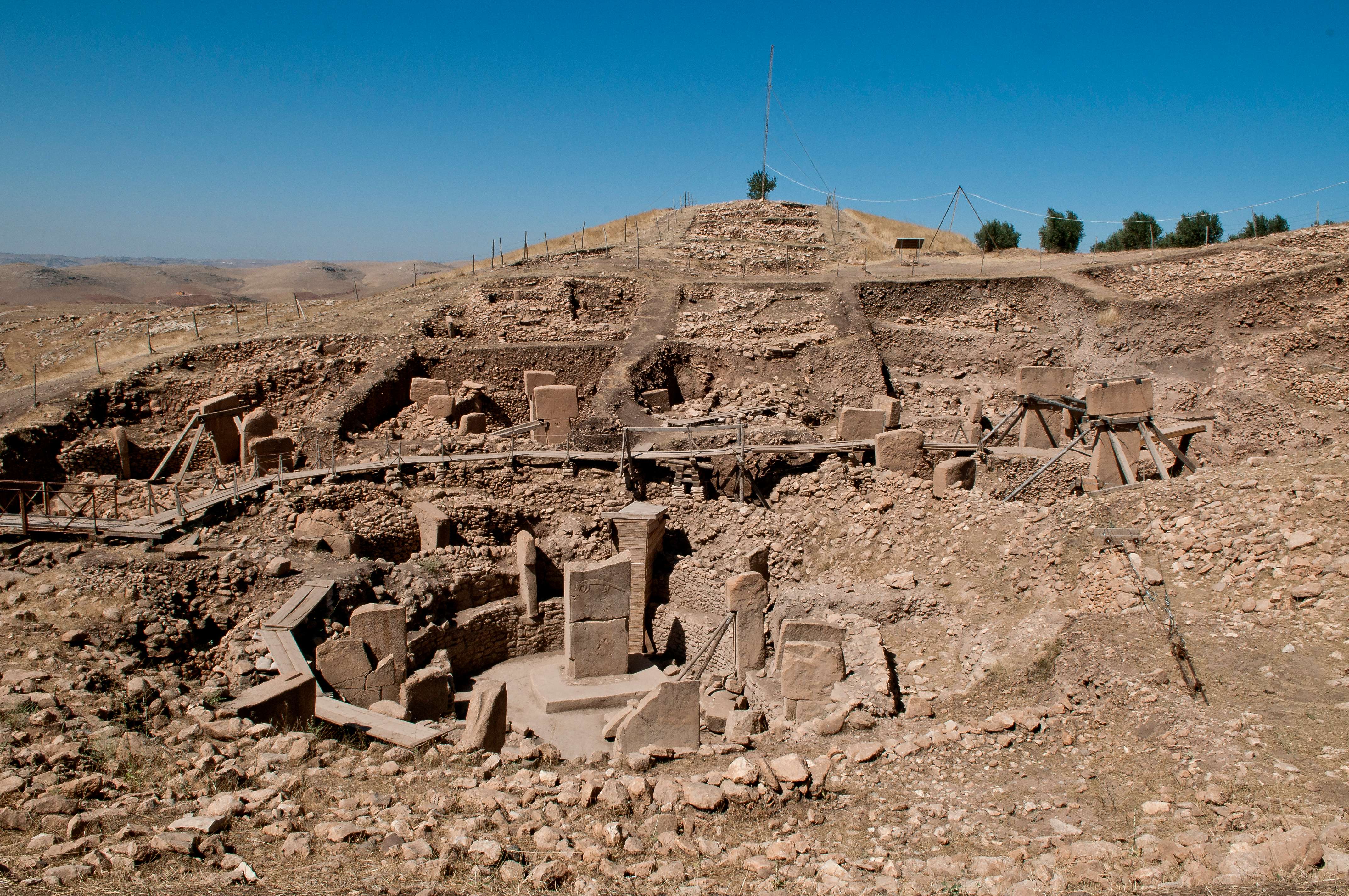 Göbekli Tepe: The Temple That Rewrote History (Image Credits: Wikimedia)