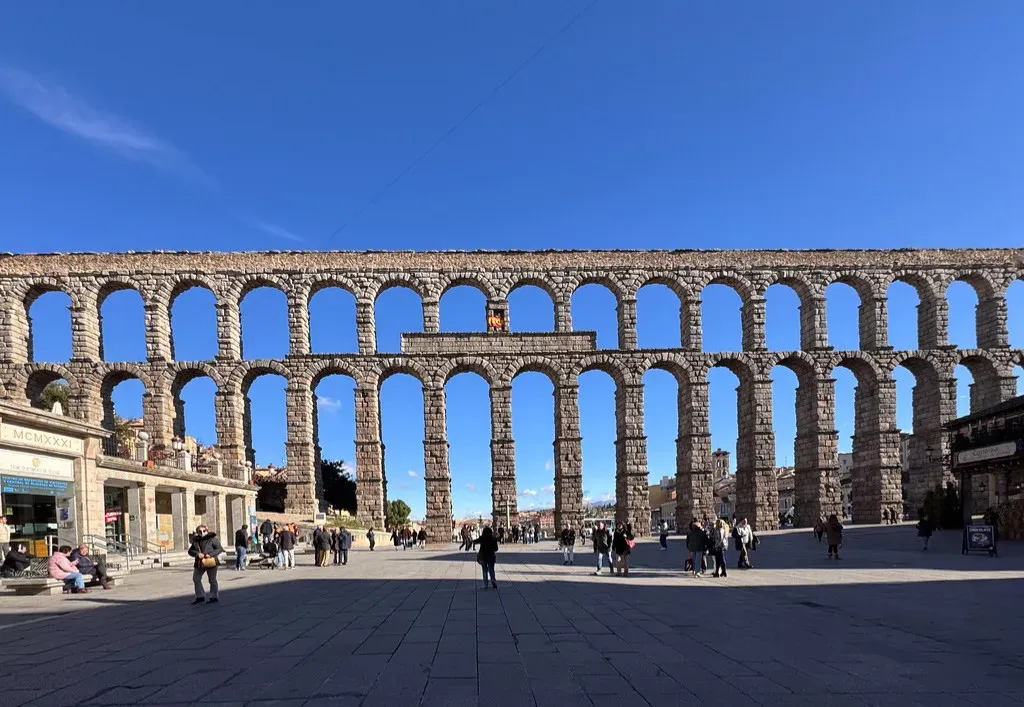 Ancient Rome: Concrete That Refuses to Die (Image Credits: Flickr)