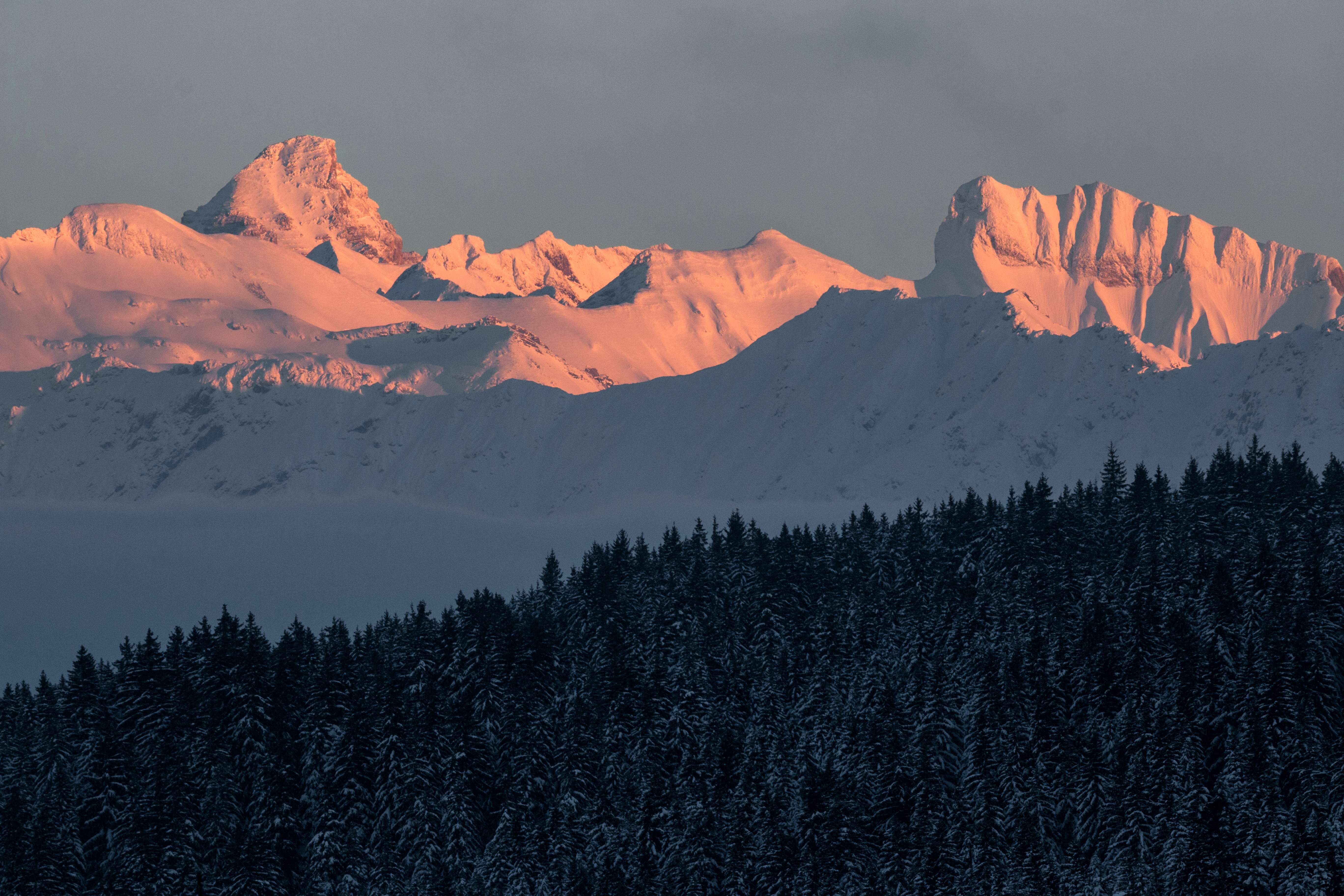 Sierra Nevada: The Hidden Clues (Image Credits: Wikimedia)