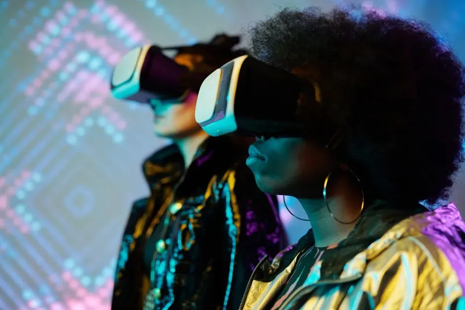 From Rubber Hands To Virtual Reality And Avatars (Image Credits: Pexels)