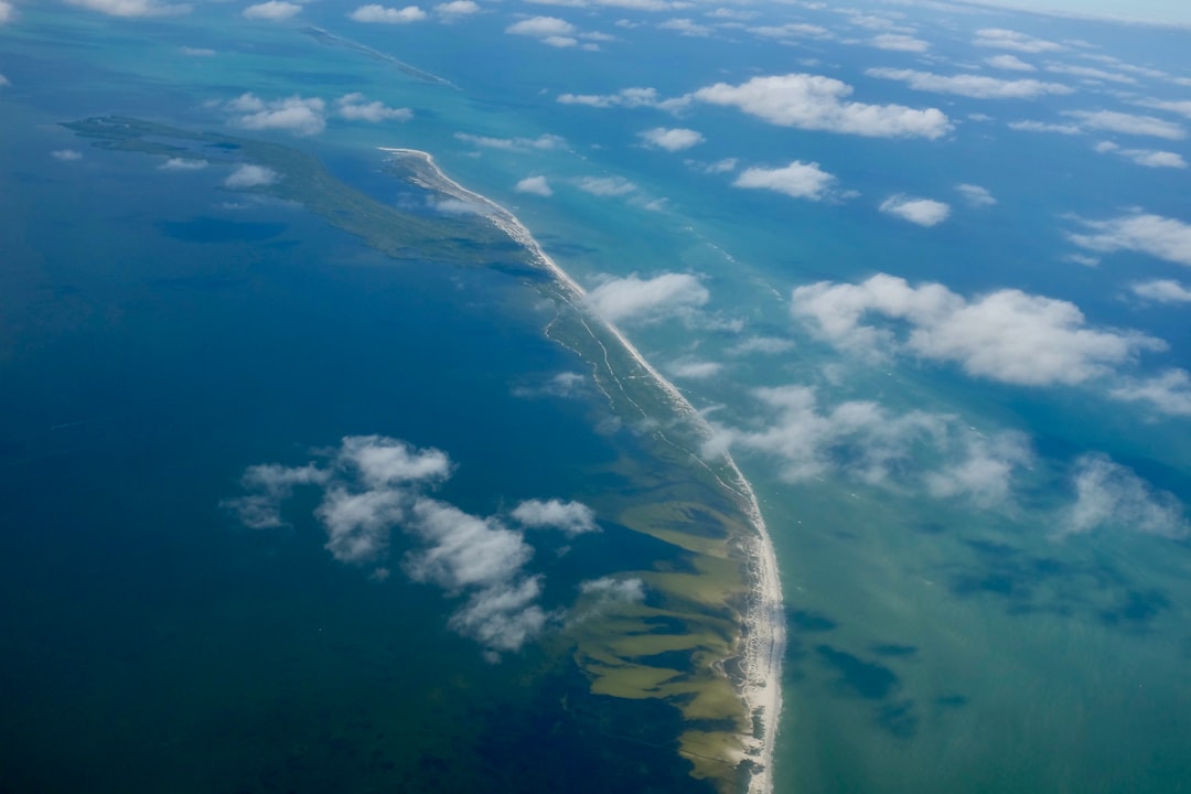 Florida and the Gulf Stream's Weakening Grip (Image Credits: Unsplash)