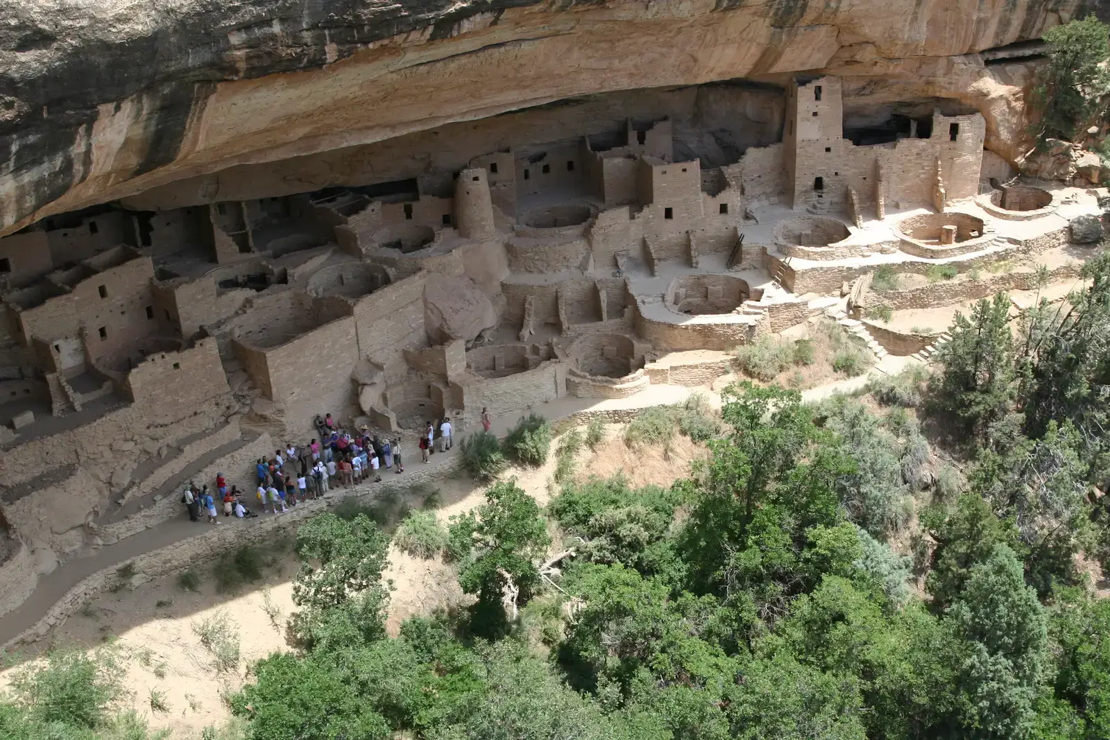 Mesa Verde: Cliff Cities That Touch the Sky (Image Credits: Wikimedia)