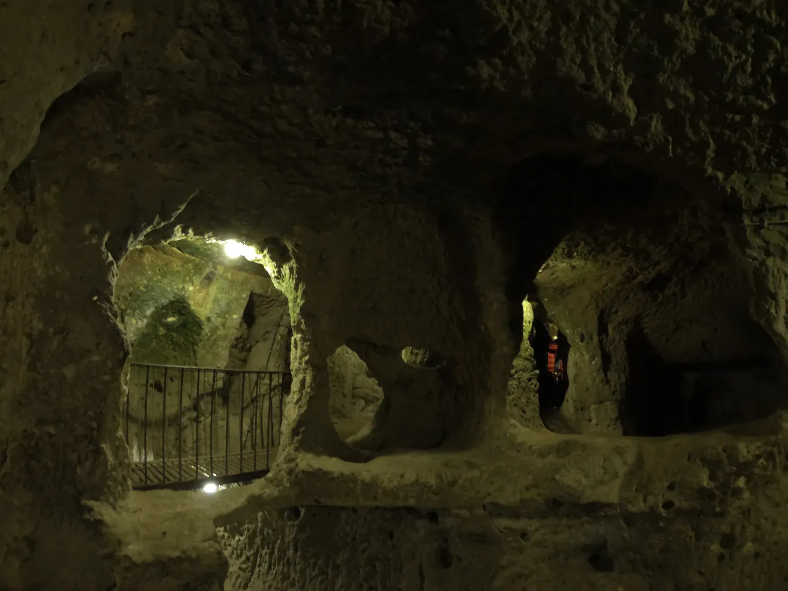 Derinkuyu: The Underground City Hidden Behind a Basement Wall (By Nevit Dilmen (talk), CC BY-SA 3.0)