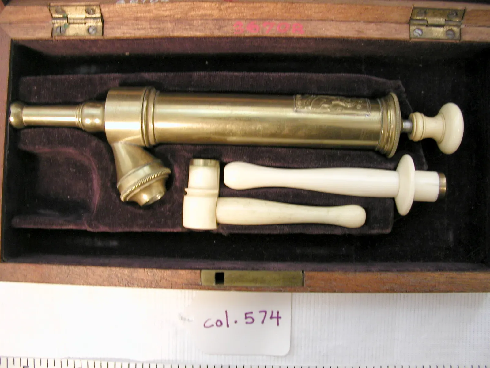 Syringes: Ancient Medicine Delivery Systems (Image Credits: Wikimedia)